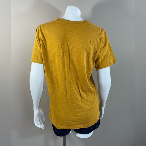 Universal Thread Yellow Basic SS T-Shirt - Picture 2 of 5